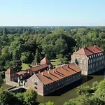 Schloss Wilkinghege 호텔