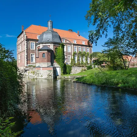 Schloss Wilkinghege Hotel Munster (North Rhine-Westphalia)