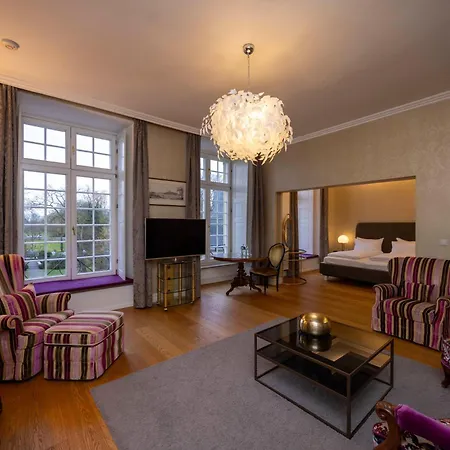 Schloss Wilkinghege Hotel 4*