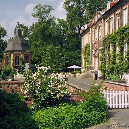 Hotel Schloss Wilkinghege 4*